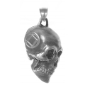 na silver skull pendant